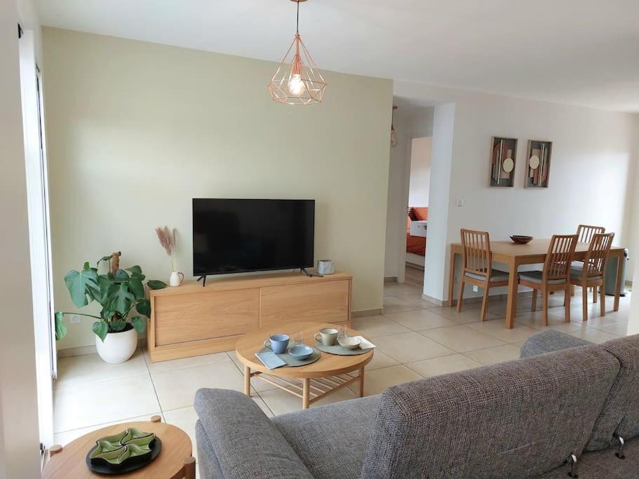 Apartamento T3 Climatise, Parking Et Jardin Quartier Des Marots A Colomiers Exterior foto